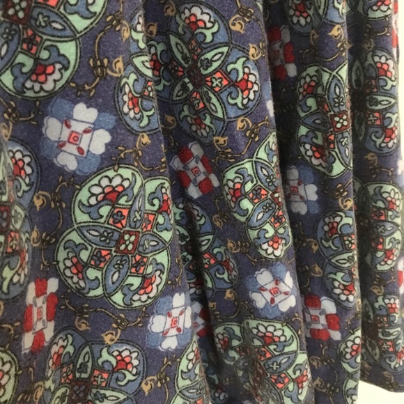 Blue Hollister dress with beautiful print - Picture 2 of 4